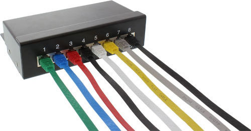 Preview: InLine Patchkabel flach, U/UTP, Cat.6, grün, 0,5m
