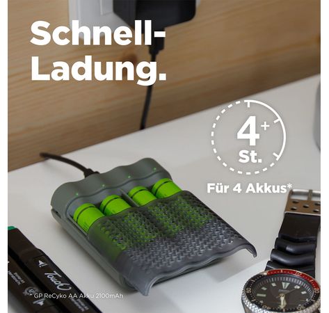 GP 4-Port USB Ladegerät für AA & AAA NiMh Akkus, inkl. 4x AA NimH Akkus (2600 mAH), mit Ladestandsanzeige, inkl. USB Ladekabel, 2 einzelne Akkus auch paarweise ladbar